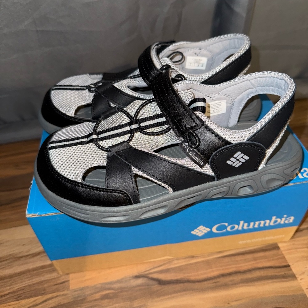 Columbia Kids' Black and White Adventure Sandals